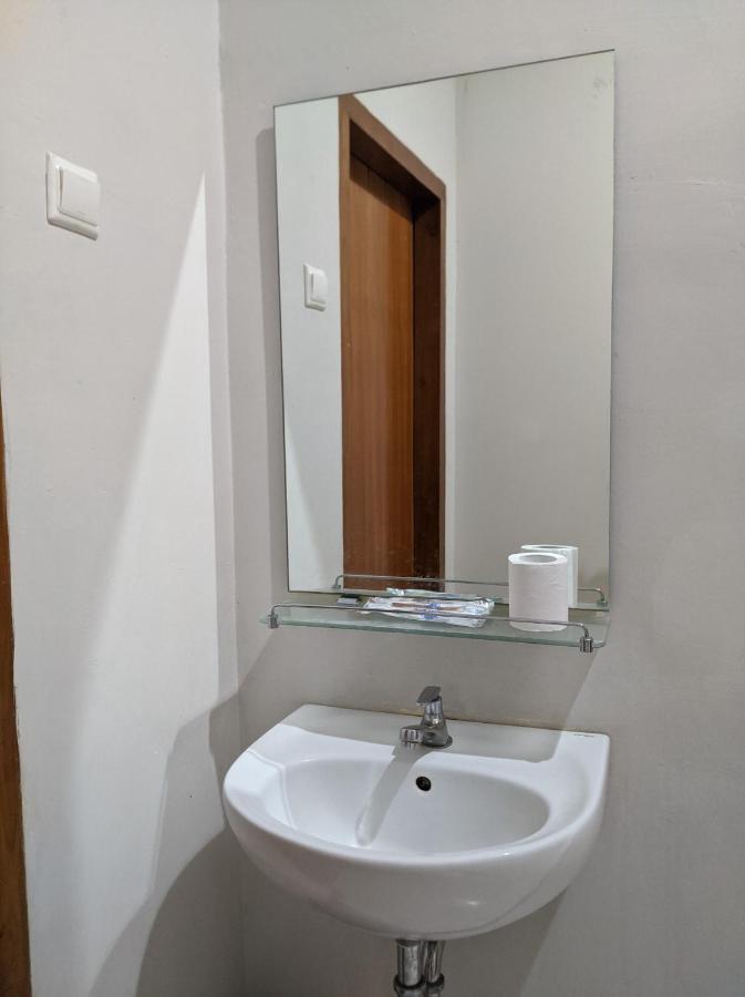 Twin Star Hotel Surakarta  Ngoại thất bức ảnh